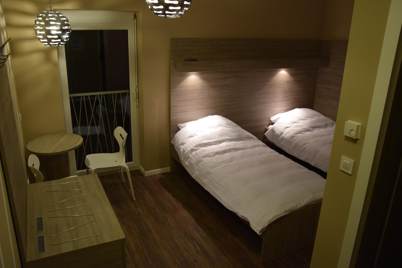 Daka Prenocisce Motel Velika Vas pri Krskem Luaran gambar