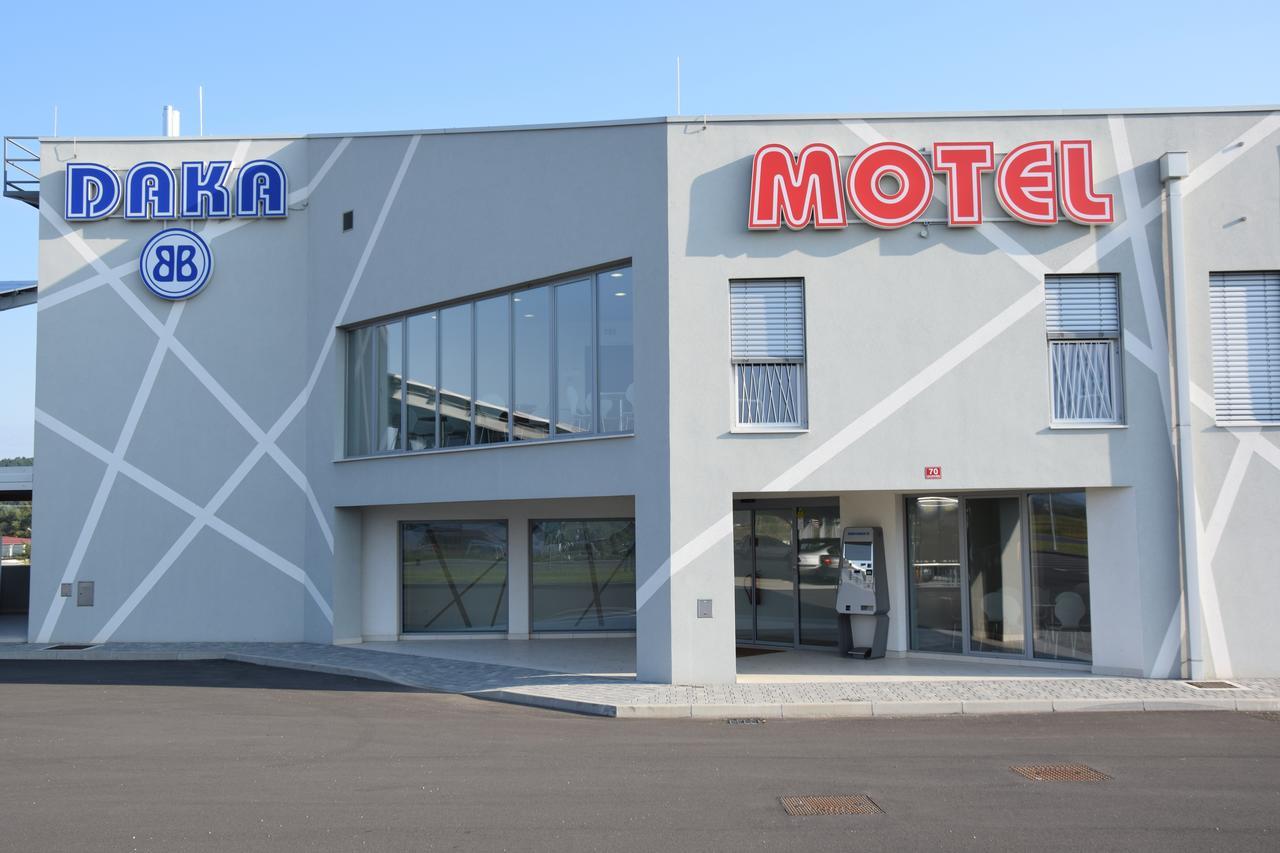 Daka Prenocisce Motel Velika Vas pri Krskem Luaran gambar